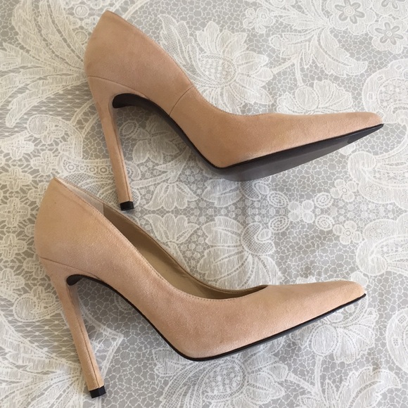 Stuart Weizmann nude suede heels - Picture 5 of 8